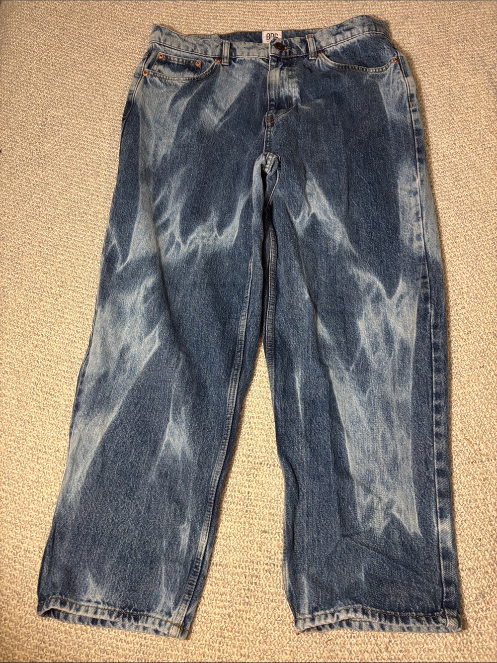 BDG Vintage Bow Bleached Tie Dye Baggy Jeans Tag 32x32 (Measures 34x27)